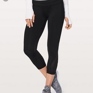 Lululemon Inspire Crop II Luxtreme